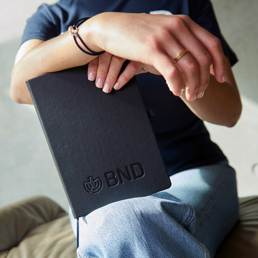 Schwarzes BND-Notizbuch